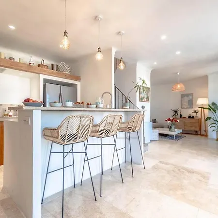 La Bastide L Authentic&pool L Shellter Сasa de vacaciones