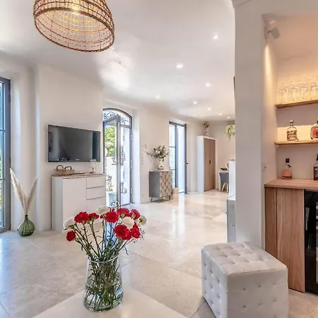 Casa vacanze La Bastide L Authentic & Pool L Shellter *
