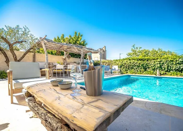 Holiday home La Bastide L Authentic & Pool L Shellter *