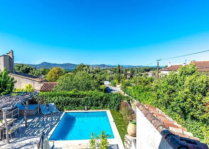 La Bastide L Authentic & Pool L Shellter *